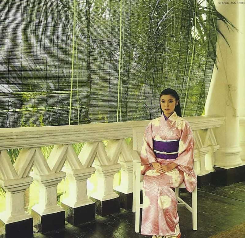 水の中のASIAへ
