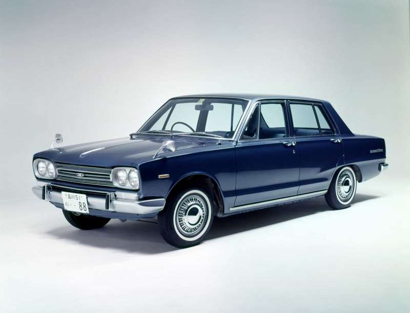 スカイラインC10